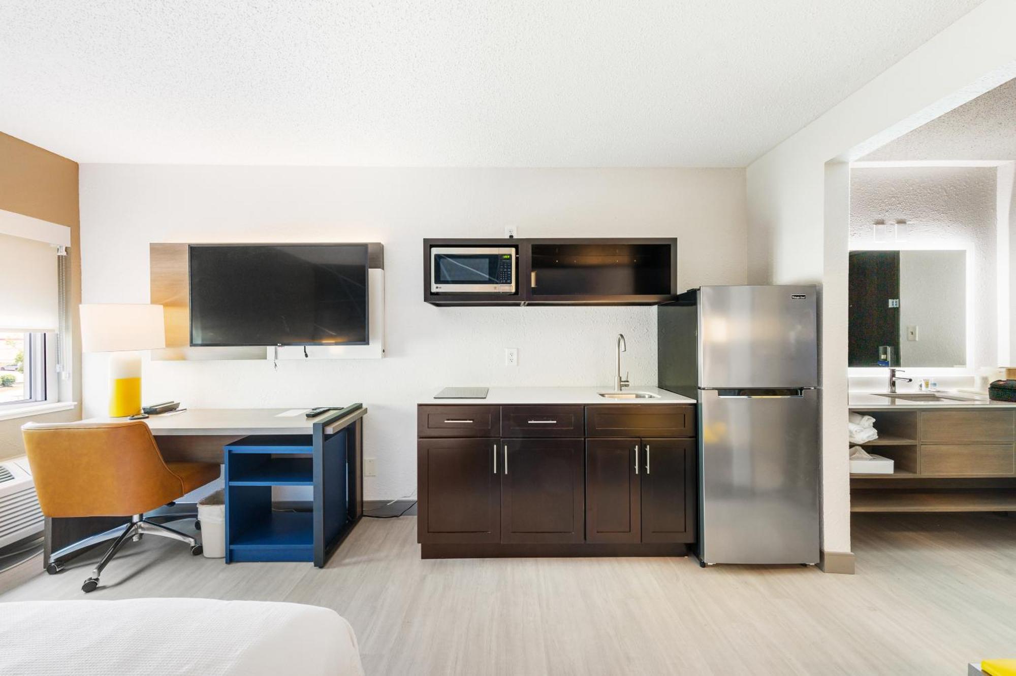 Comfort Inn Mayfield Heights Cleveland East Eksteriør billede
