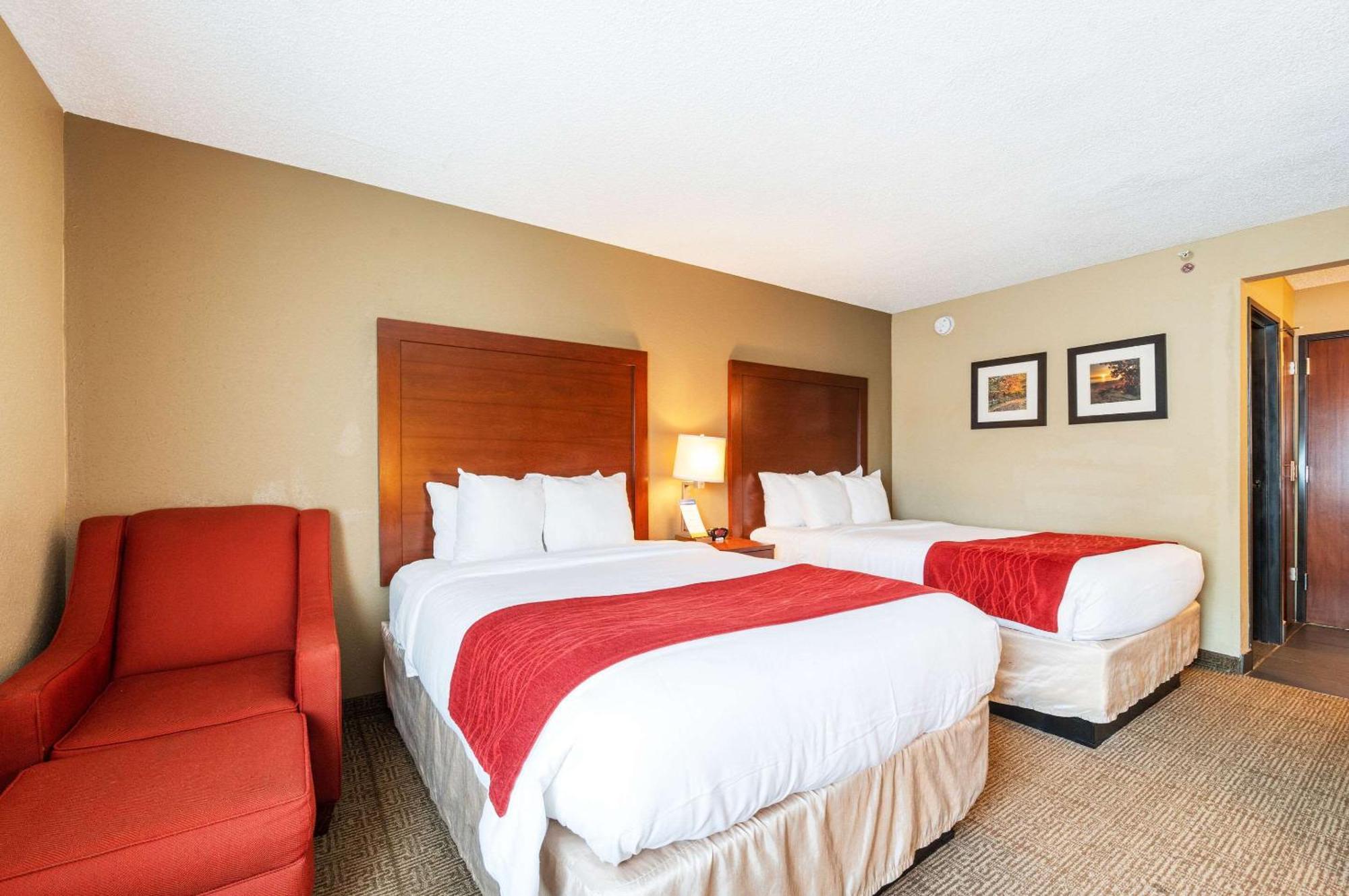 Comfort Inn Mayfield Heights Cleveland East Eksteriør billede