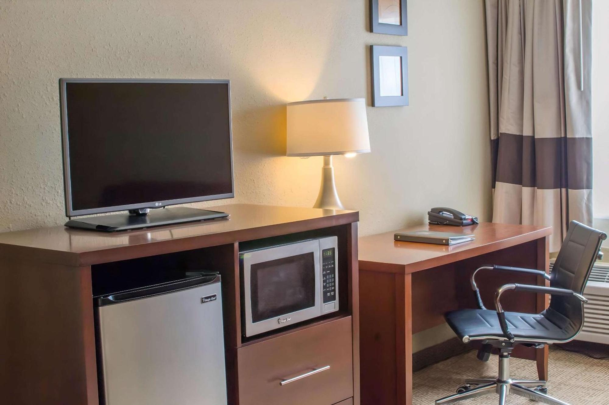 Comfort Inn Mayfield Heights Cleveland East Eksteriør billede